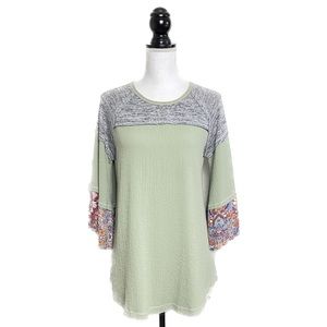 Calessa S Mixed Media Floral Embellished Sleeve Color Block Casual Blouse Green